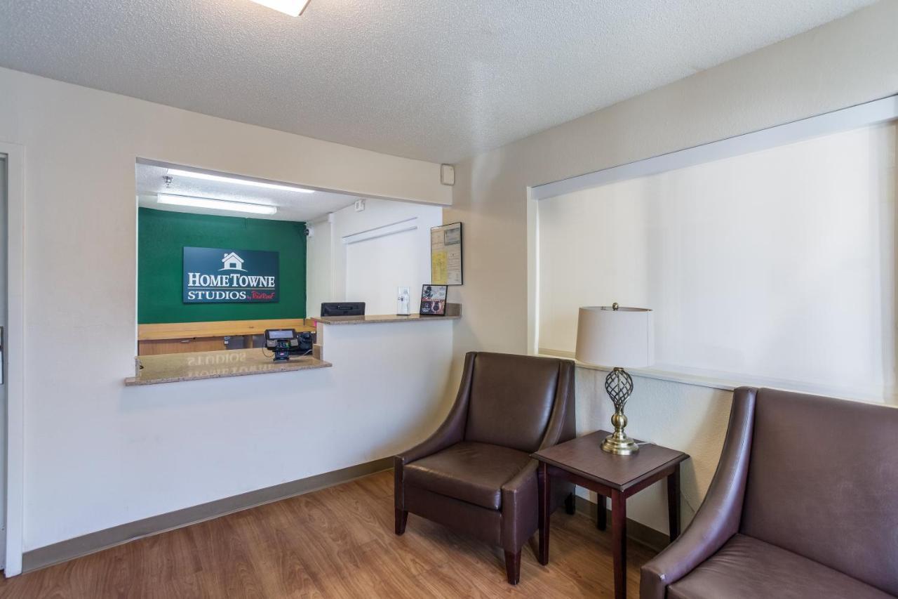 Hometowne Studios By Red Roof Nashville - Airport/Briley Pkwy Esterno foto