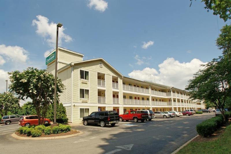Hometowne Studios By Red Roof Nashville - Airport/Briley Pkwy Esterno foto