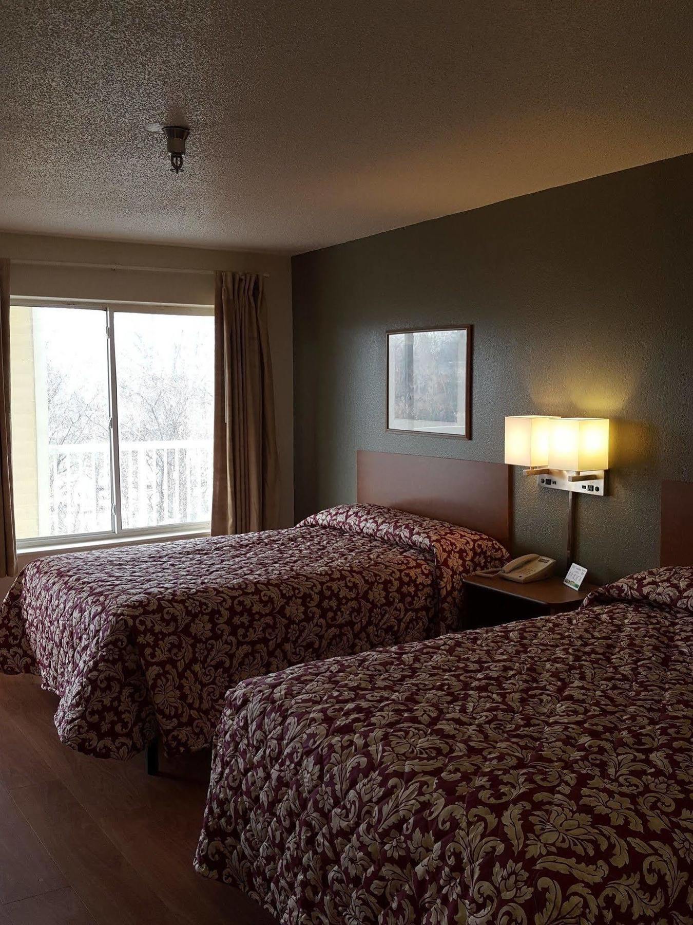 Hometowne Studios By Red Roof Nashville - Airport/Briley Pkwy Esterno foto